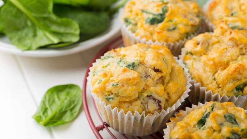 Warzywne muffinki dla aktywnych – przepis na zdrową przekąskę