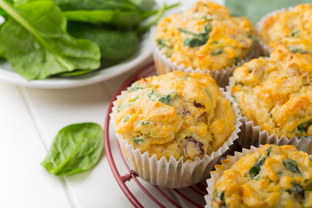 Warzywne muffinki dla aktywnych – przepis na zdrową przekąskę