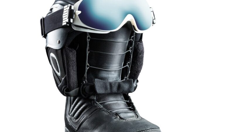 Jak wybrać odpowiedni strój snowboardowy dla kobiet i mężczyzn – praktyczny poradnik